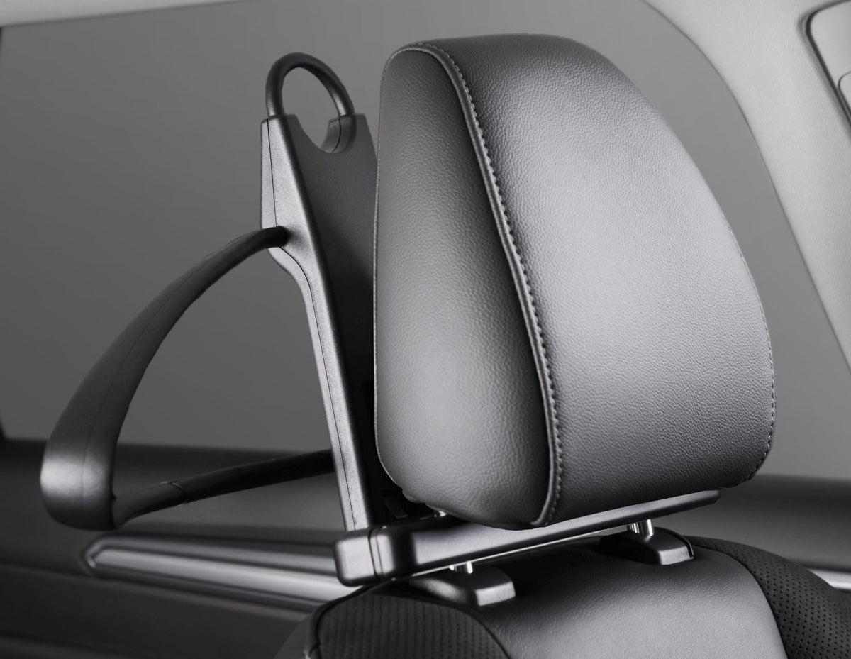 COAT HANGER WITH DOCKING UNIT,MATT BLACK
