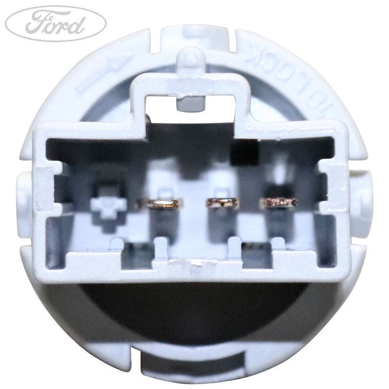KUGA REAR TAILLIGHT STOP LIGHT BULB HOLDER 08-12