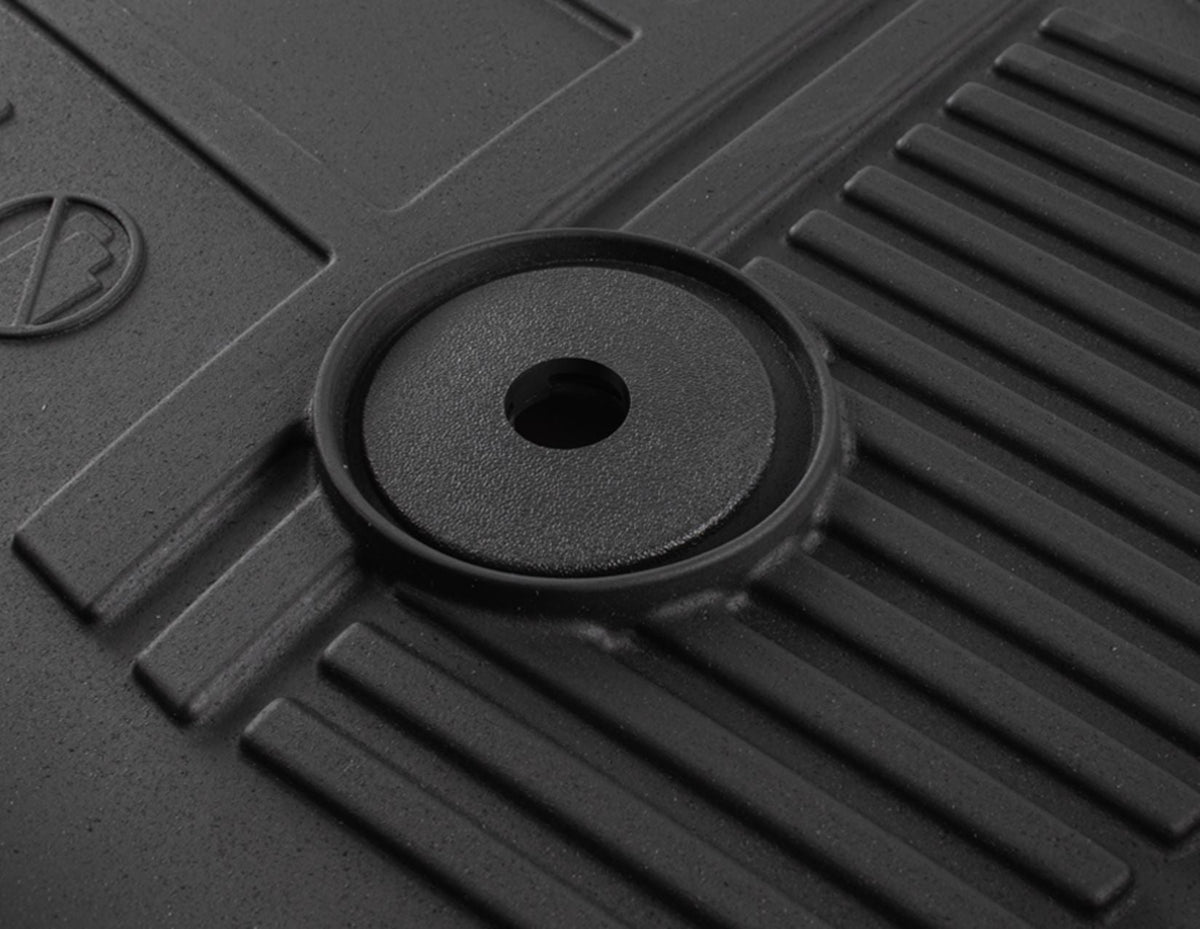 ECOSPORT RUBBER FLOOR MATS IN TRAY STYLE WITH RAISED EDGES, FRONT, BLACK WITH ECOSPORT LOGO, 2017 - ONWARD