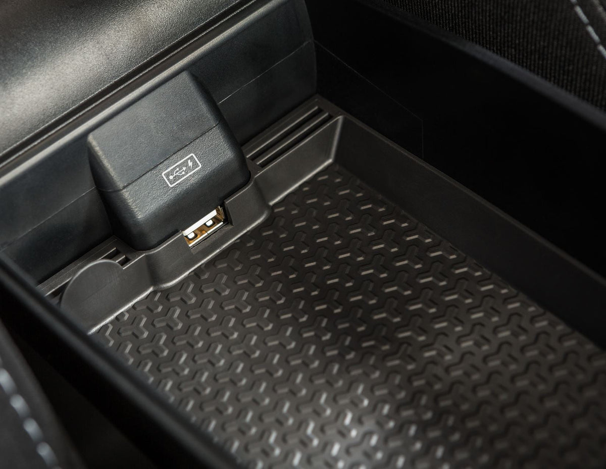 RATI* ARMREST WITH OPTIONAL FITTING EXCEPT VEHICLES WITH DOUBLE FRONT PASSENGER SEATS., 05/2018