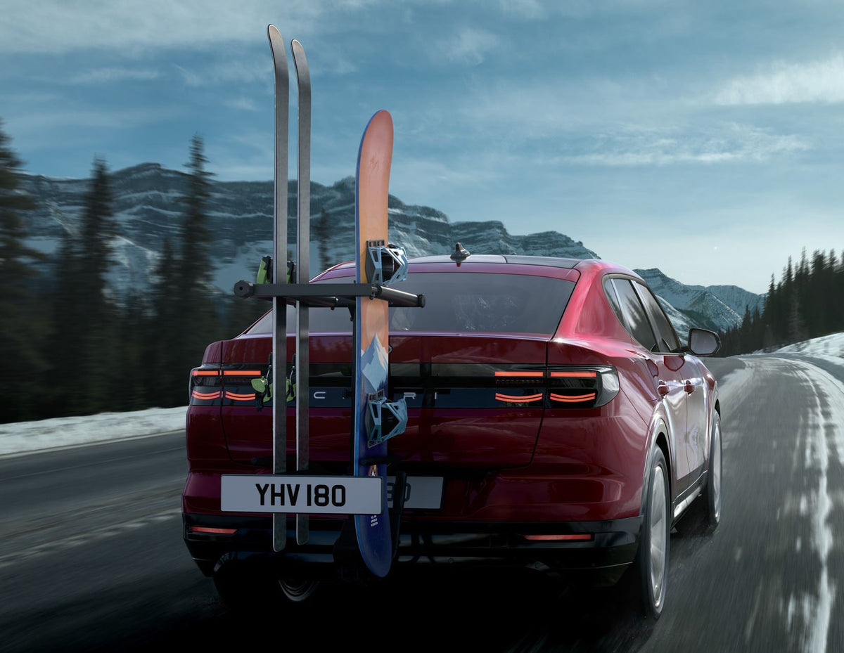 MOTTEZ* SKI & SNOWBOARD CARRIER TOW BAR MOUNTED