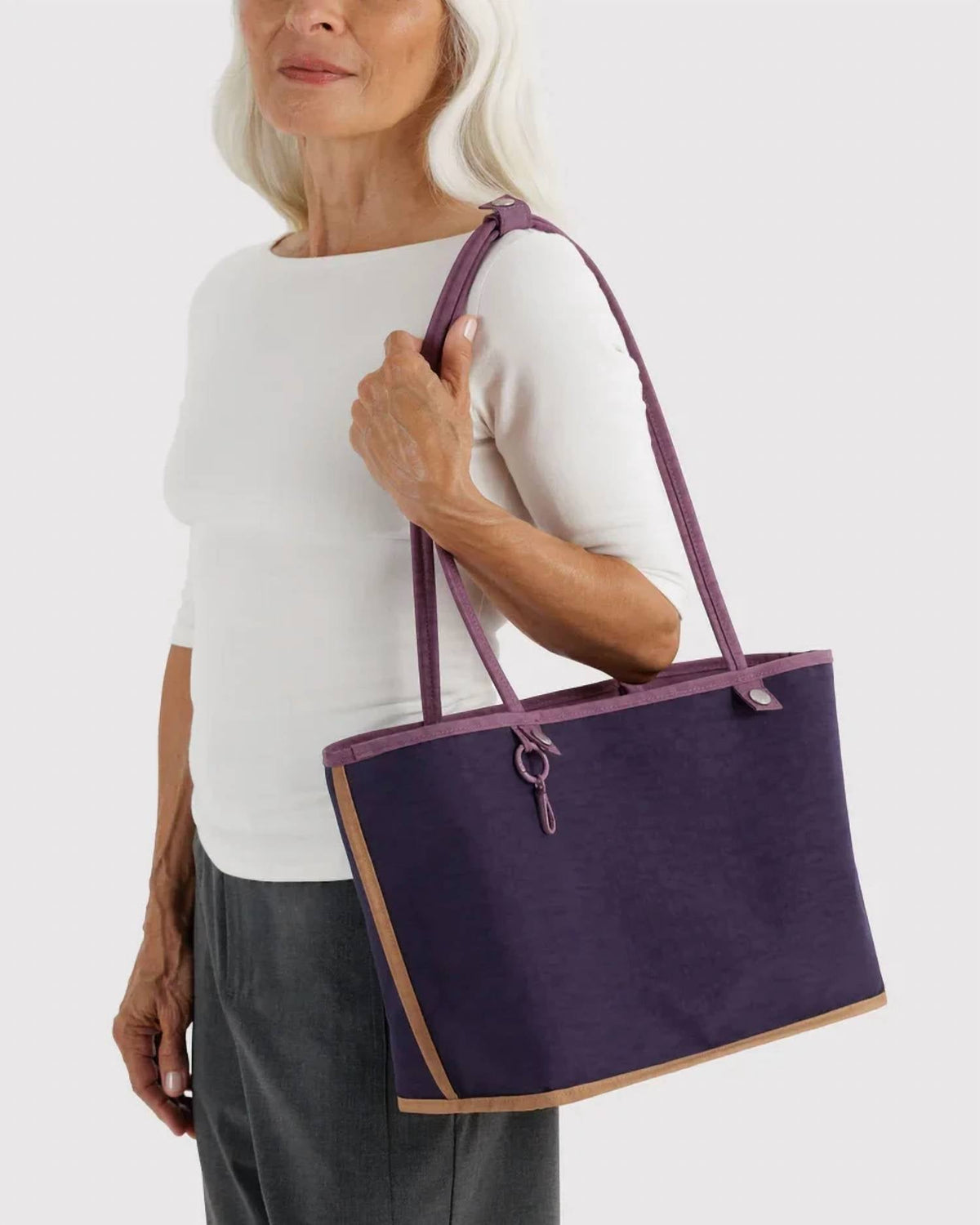 Women's Medium Nylon Reversible Tote Bag In Wild Plum Mix