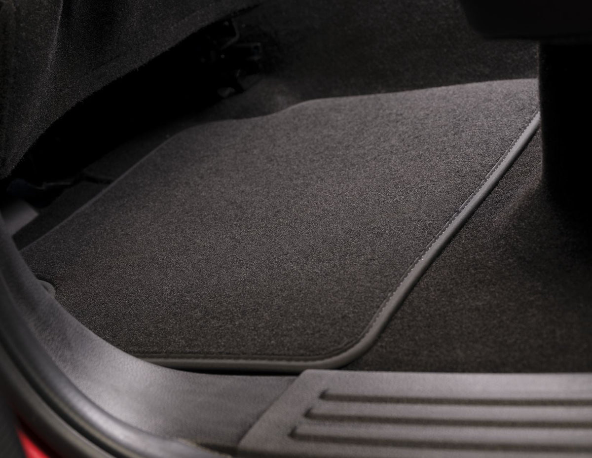 RANGER P703 SUPER SINGLE CAB REAR CARPET FLOOR MATS CONTOURED BLACK WITH NUBUCK LEATHER BINDING 2022-ONWARDS