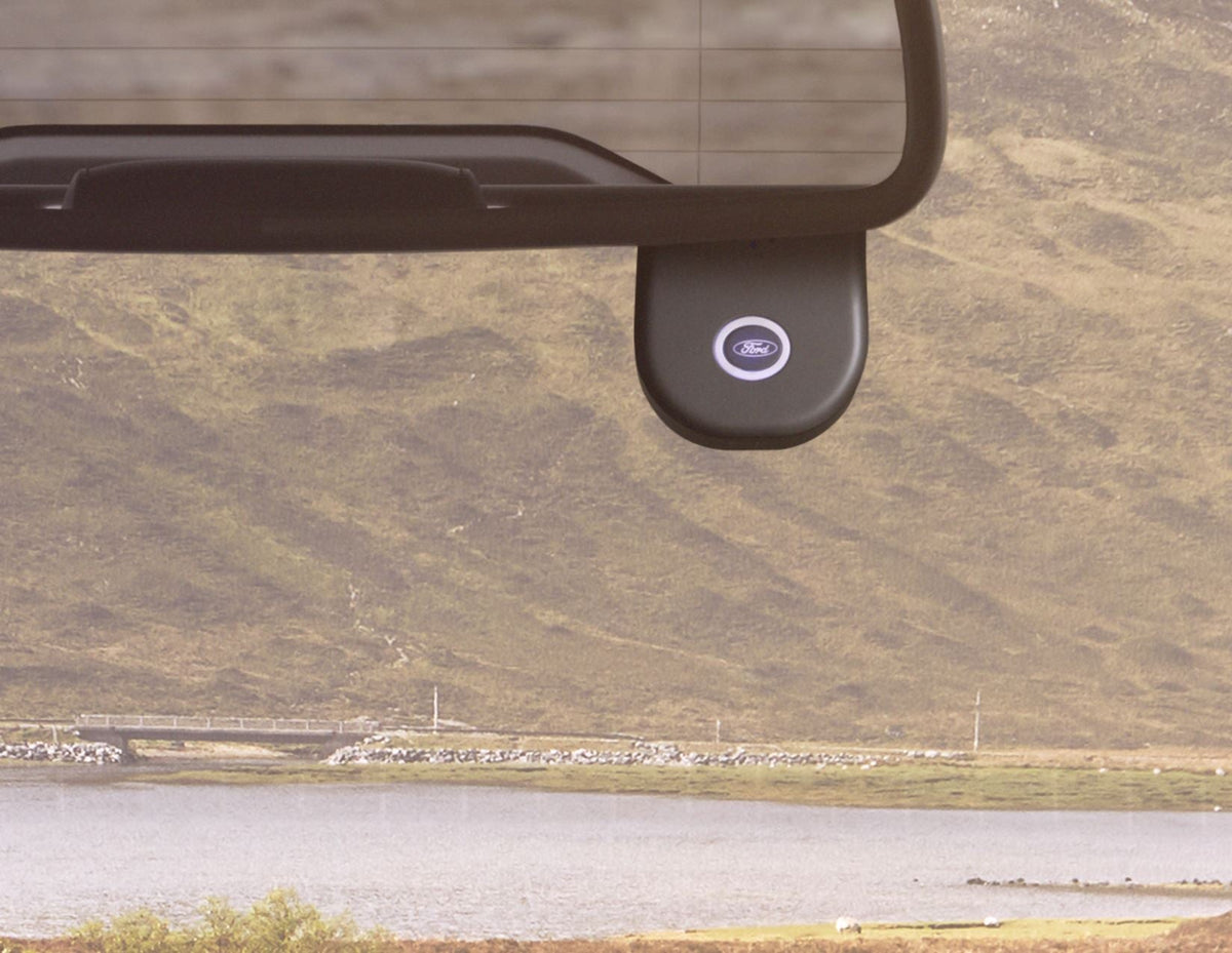 MUSTANG MACH-E DASHBOARD CAMERA 10/2020