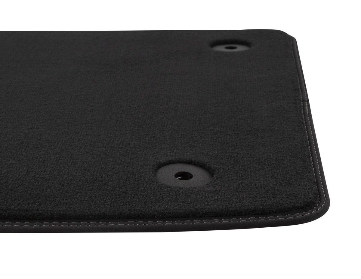 FOCUS FRONT FRONT VELOUR CARPET FLOOR MATS CONTOURED BLACK MANUAL TRANSMISSION 2020-2025