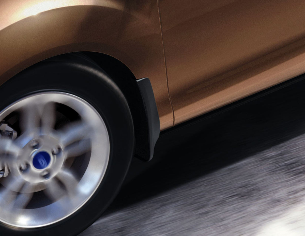 B-MAX MUD FLAPS 08/2012 09/2017
