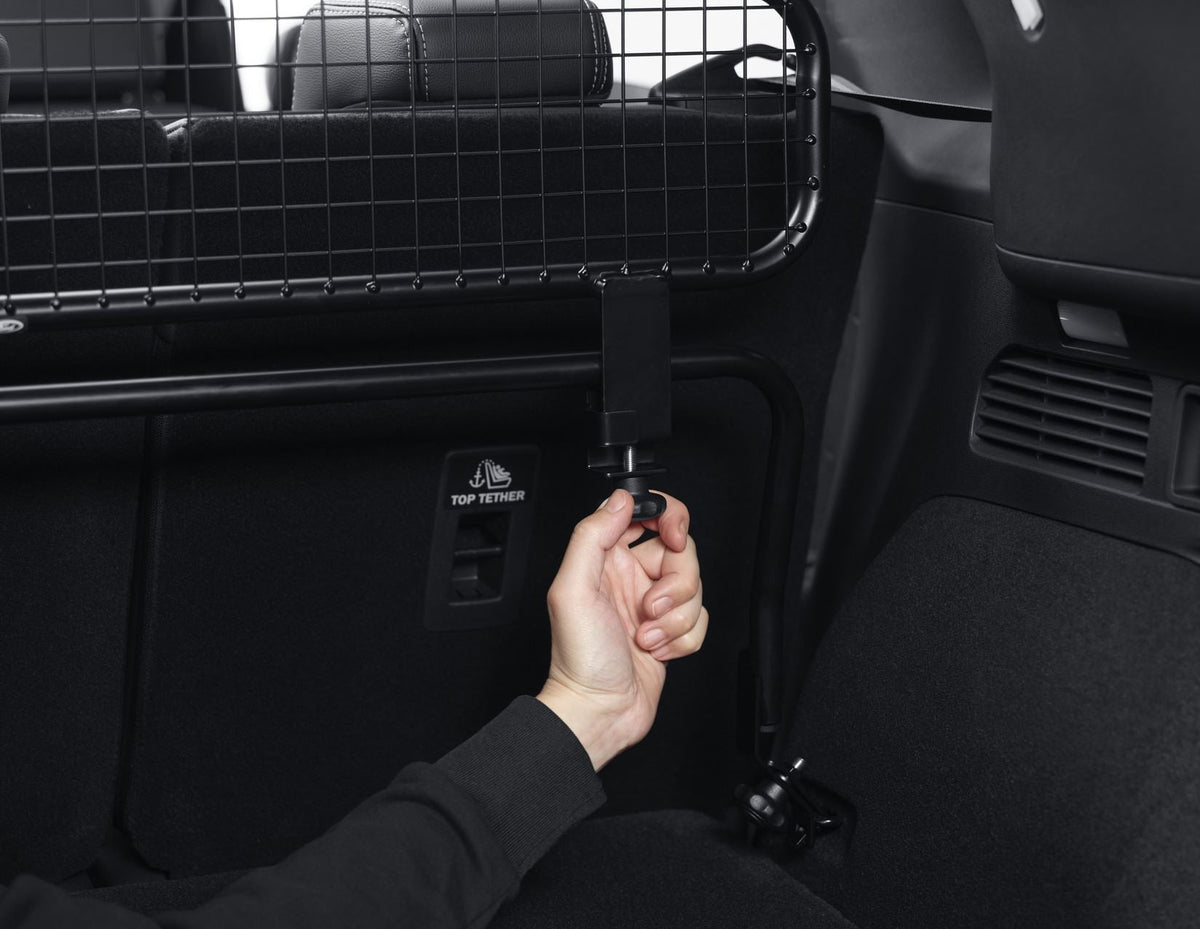 KUGA LOAD RETENTION GUARD 01/2020