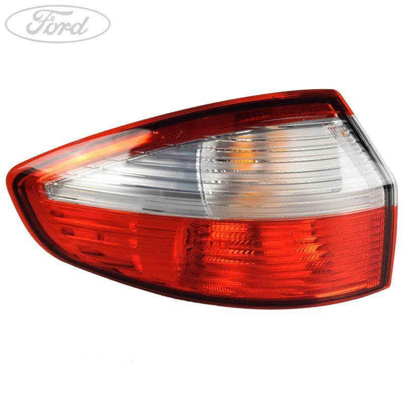 FIESTA MK8 PASSENGER SIDE REAR LIGHT LAMP UNIT 4 DOOR SALOON 05/2015-