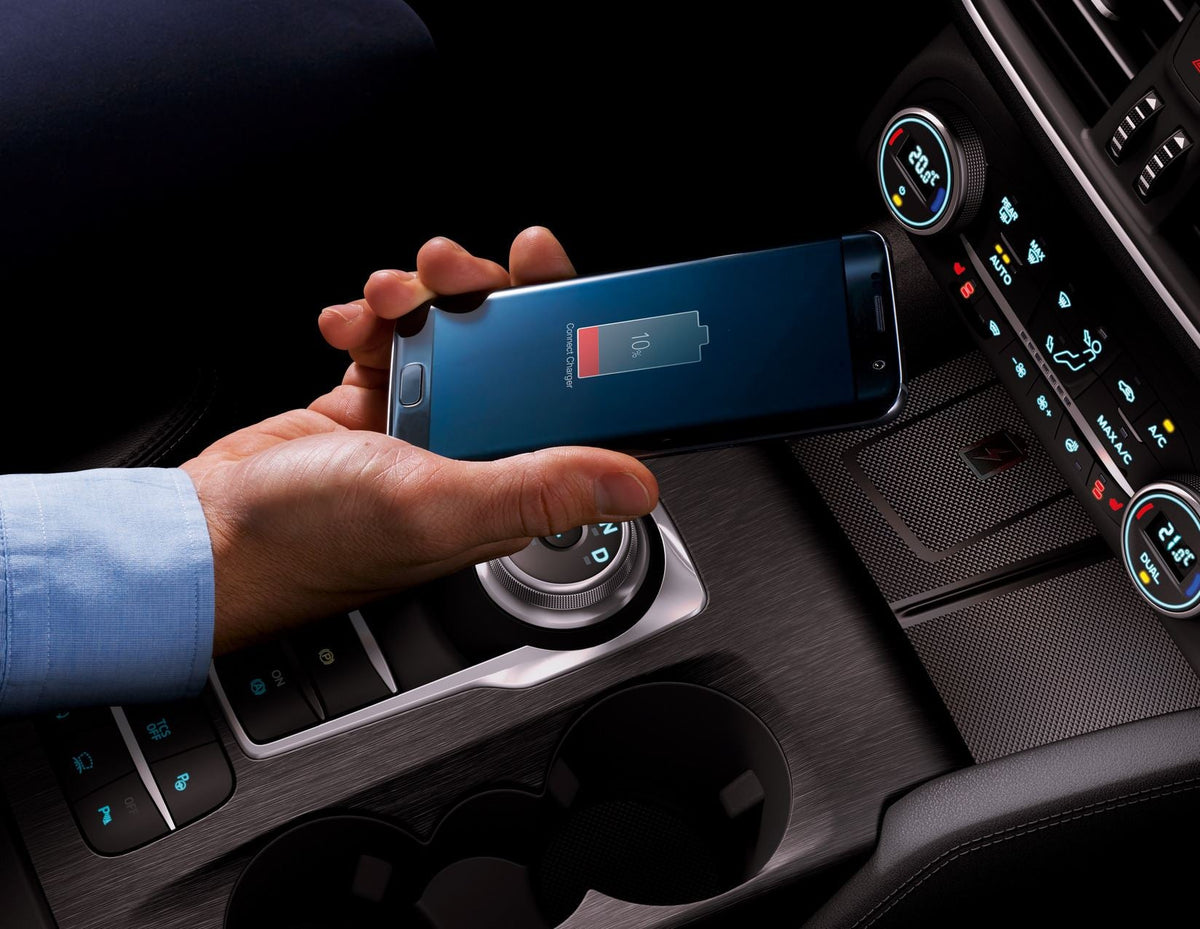 FORD FOCUS® ACV QI WIRELESS CHARGING KIT INTEGRATED VEHICLE-SPECIFIC SOLUTION