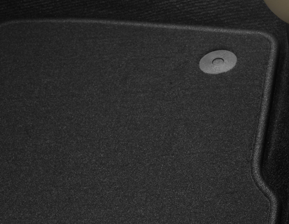 EDGE FROM 01/2016 CARPET FLOOR MATS BLACK,FRONT