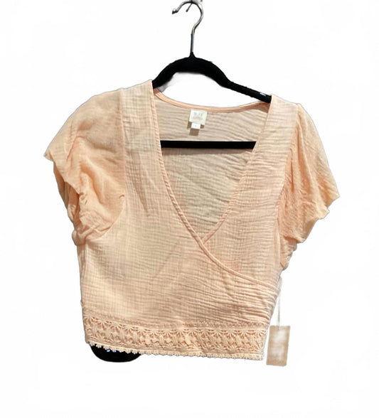 Women's V Neck With Lace Crop Top In Peach