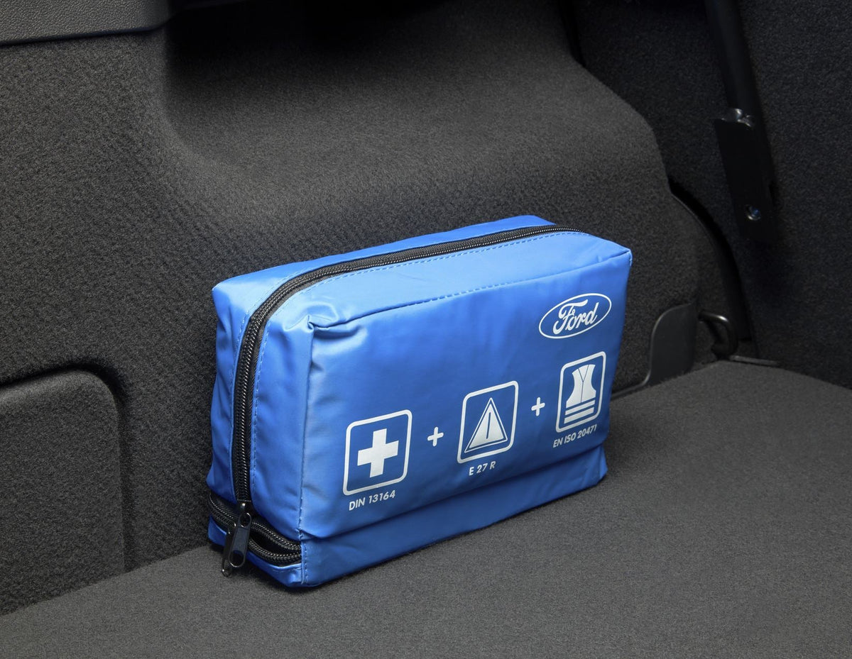 PREMIUM FIRST AID KIT WITH WARNING TRIANGLE AND WARNING VEST