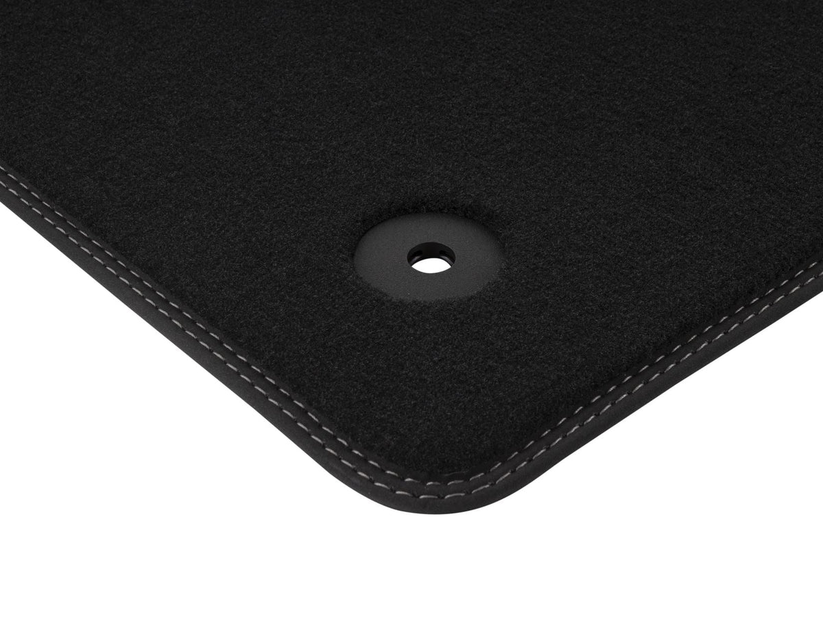 FOCUS FRONT FRONT VELOUR CARPET FLOOR MATS CONTOURED BLACK MANUAL TRANSMISSION 2020-2025