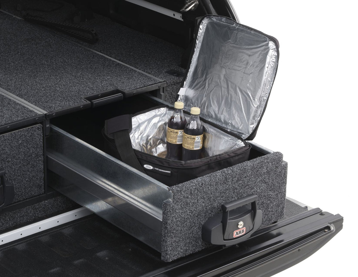 COOLER BAG SOFT SIDED BLACK WITH LOGO & ADJUSTABLE STRAP