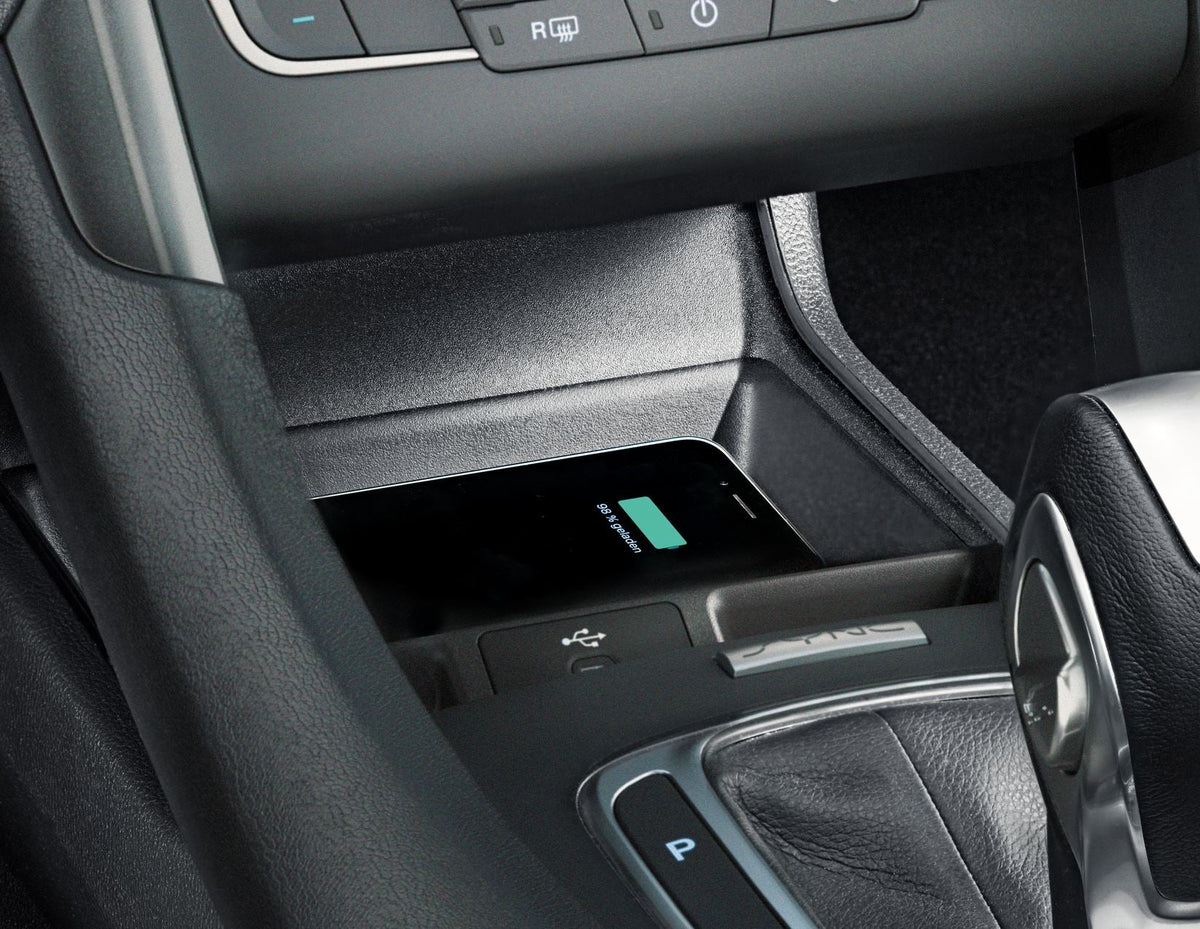 FORD MONDEO® ACV QI WIRELESS CHARGING KIT INTEGRATED VEHICLE-SPECIFIC SOLUTION