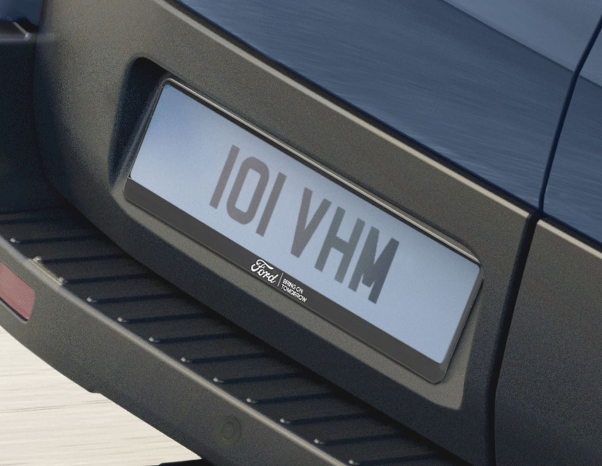 S-MAX FORD LICENCE PLATE HOLDER 05/2015